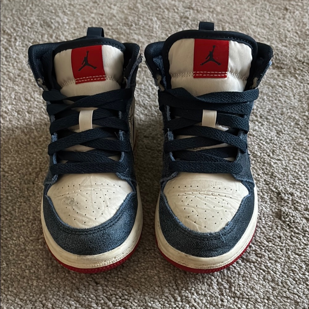 Jordan Blue and White Sneakers High-Top Iconic Design